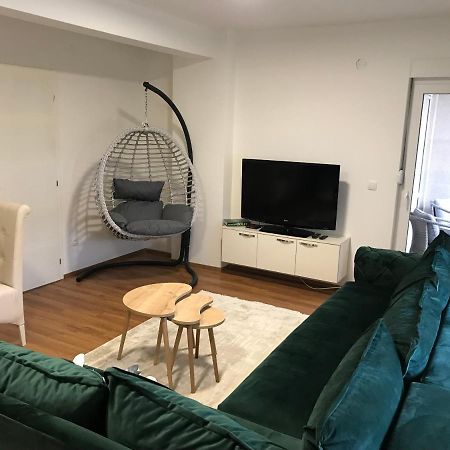 Green Apartment Нови пазар Екстериор снимка