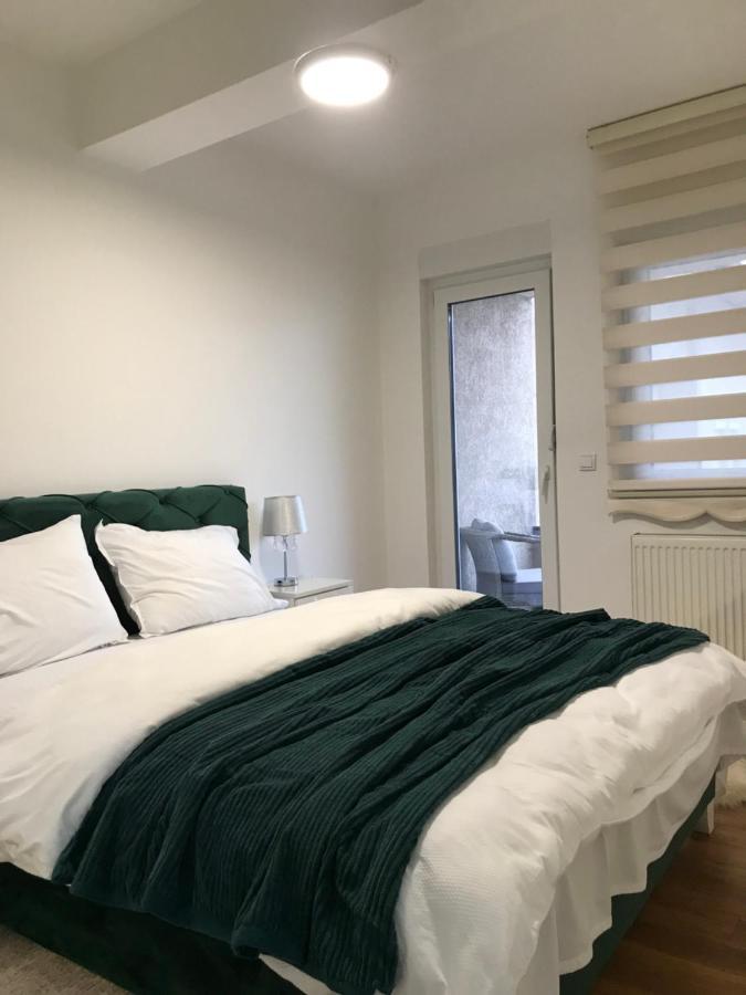 Green Apartment Нови пазар Екстериор снимка